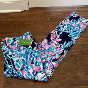 Lilly Pulitzer Callahan Chino Pants Size 2.